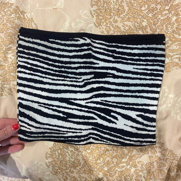 Aritzia Babaton tube top - Picture 4 of 5